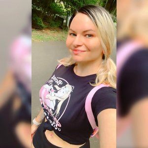 Meet your Posher, Veronica